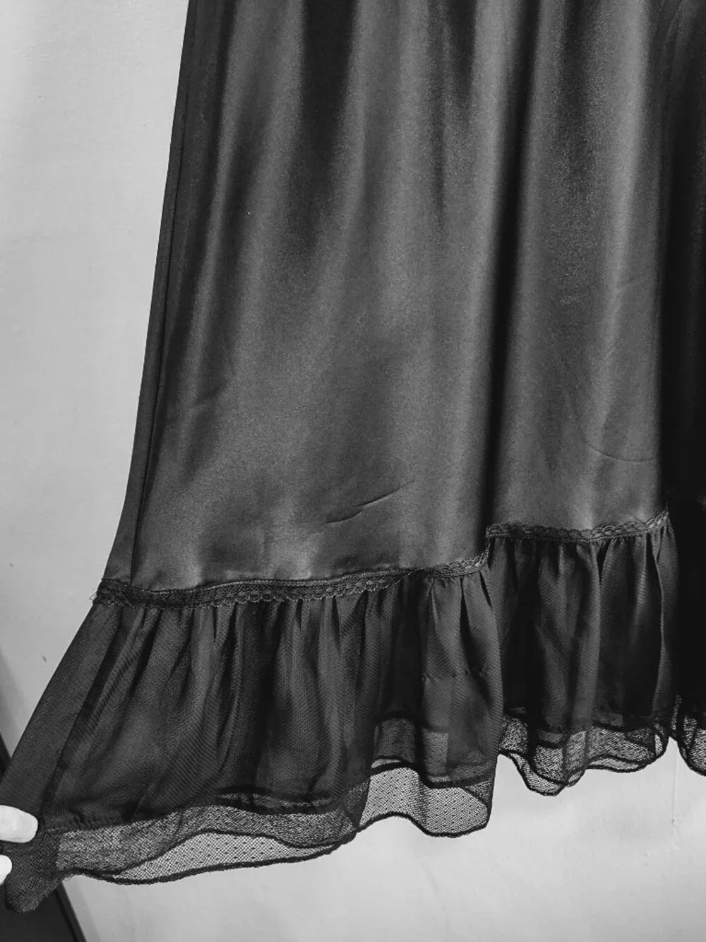 Vintage Victoria's Secret Black Satin & Lace Slip Dress Sz Medium Indie Romantic